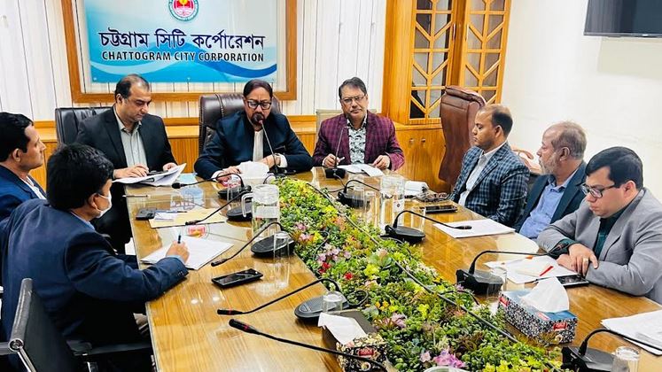 সড়ক রক্ষা করে ওয়াসার স্যুয়ারেজ প্রকল্পের কার্যক্রম এগিয়ে নেওয়ার আহ্বান চসিক মেয়রের