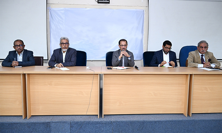 ঢাকা বিশ্ববিদ্যালয়ের আবাসিক হল সংস্কার বিষয়ে সভা অনুষ্ঠিত