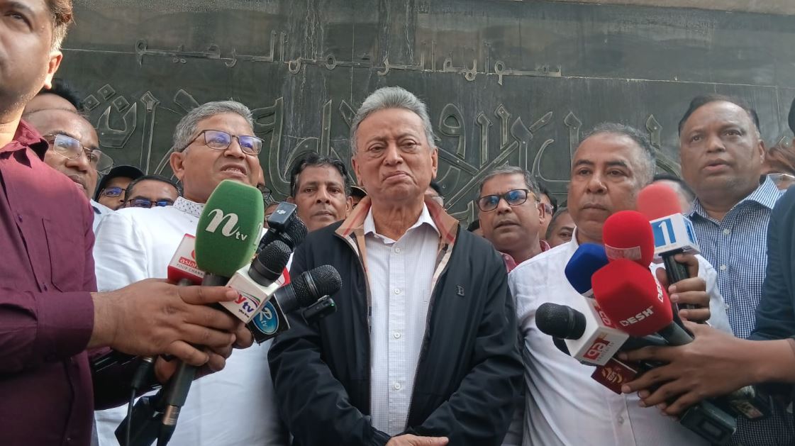 আগামী নির্বাচনে জনগণের মৌলিক অধিকার ফিরিয়ে দেয়াই বিএনপির লক্ষ্য : আমীর খসরু 