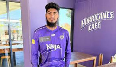 হোবার্ট হারিকেন্সের জার্সি গায়ে রোমাঞ্চিত রিশাদ