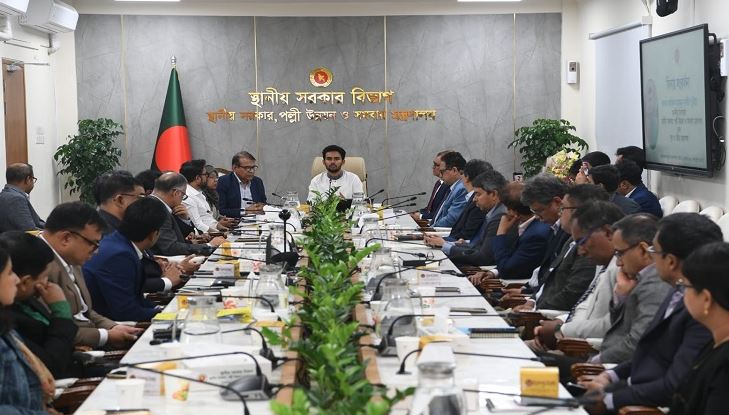 কর্মকর্তা-কর্মচারীদের সততার সঙ্গে কাজ করার আহ্বান বিদায়ী উপদেষ্টা আসিফ মাহমুদের