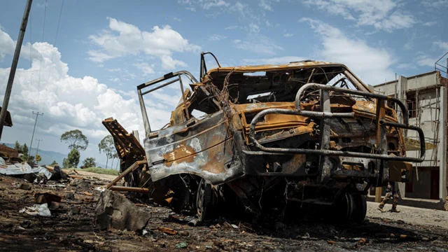 ডিআর কঙ্গোতে এম২৩’র অগ্রযাত্রা অব্যাহত, রুয়ান্ডার বিরুদ্ধে পদক্ষেপের প্রতিশ্রুতি যুক্তরাষ্ট্রের