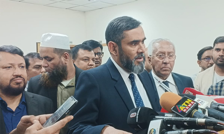 নির্বাচন নিয়ে কোনো আশঙ্কা নেই, সময়মতোই ভোট হবে: ইসি সানাউল্লাহ