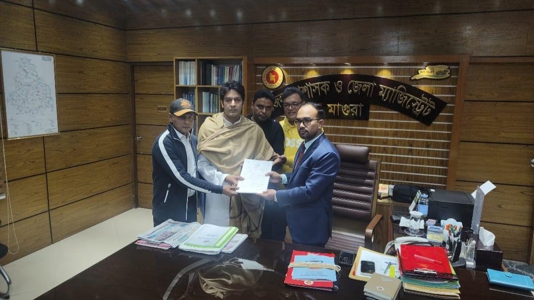 মাগুরার দুইটি আসনে মনোনয়নপত্র সংগ্রহে প্রার্থীদের তৎপরতা