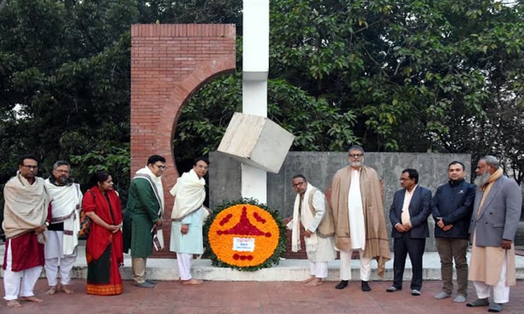 খুবিতে যথাযোগ্য মর্যাদায় মহান বিজয় দিবস উদ্যাপিত