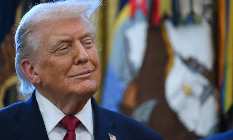 হংকংয়ের জিমি লাইকে মুক্তি দিতে শি জিনপিংকে অনুরোধ ট্রাম্পের