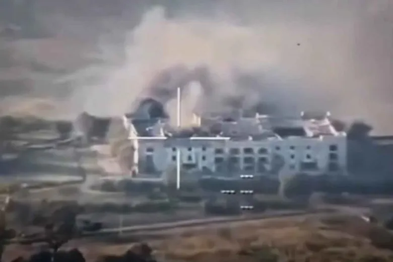 থাইল্যান্ডের বিরুদ্ধে সীমান্তবর্তী পোইপেট ক্যাসিনো এলাকায় বোমা হামলার অভিযোগ কম্বোডিয়ার