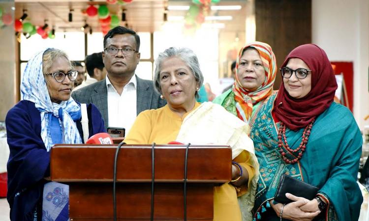 জয়িতার পোশাক ও কারুশিল্প এক সময় বিশ্বে পৌঁছাবে : শারমীন এস মুরশিদ