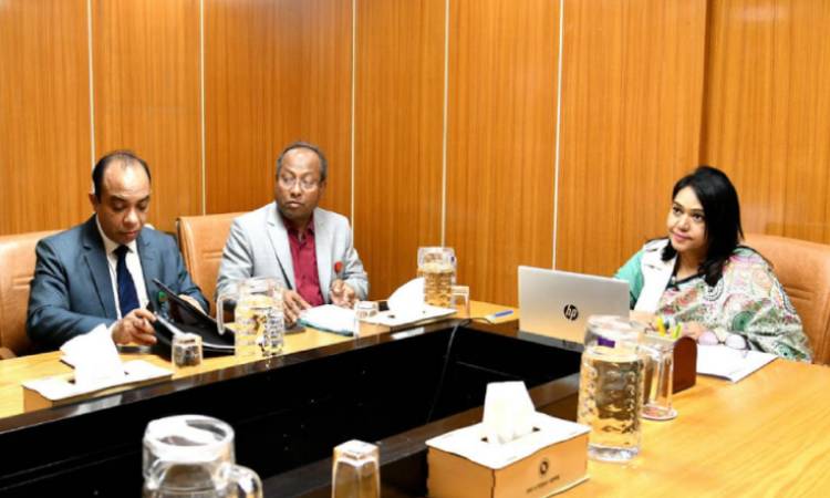 গণভোটে ব্যাপক অংশগ্রহণ নিশ্চিতে উঠান বৈঠক আয়োজনের নির্দেশ তথ্য সচিবের