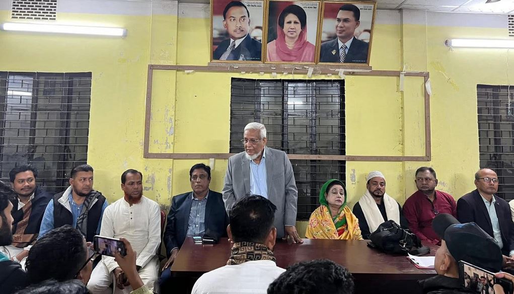 তারেক রহমানের স্বদেশ প্রত্যাবর্তন উপলক্ষ্যে কক্সবাজার জেলা বিএনপির প্রস্তুতি সভা অনুষ্ঠিত