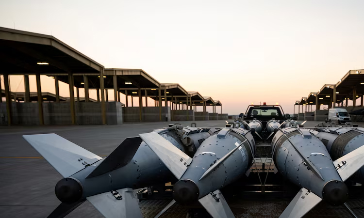 সিরিয়ায় মার্কিন হামলায় অন্তত ৫ আইএস সদস্য নিহত