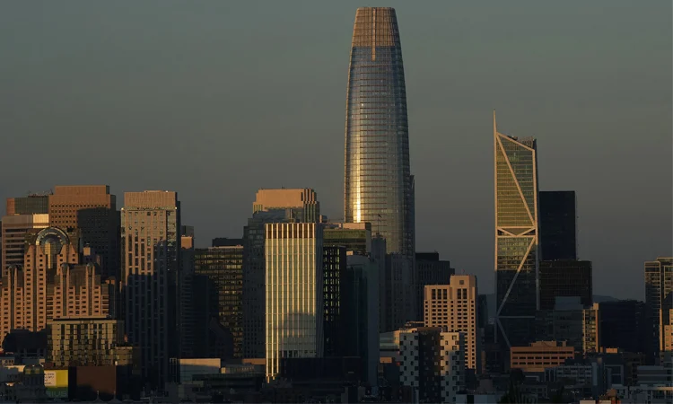 বিদ্যুৎ বিভ্রাটে অচল সান ফ্রান্সিসকো, অন্ধকারে ১ লাখ ৩০ হাজার বাসিন্দা