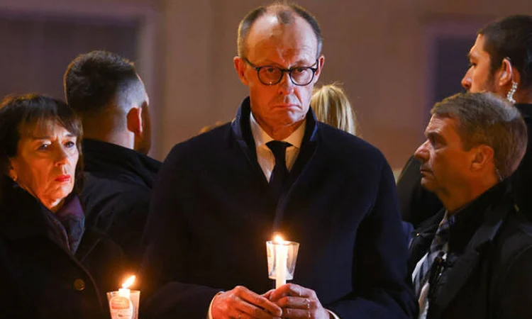 শান্তিপূর্ণ সহাবস্থানের আহ্বান জার্মান চ্যান্সেলরের