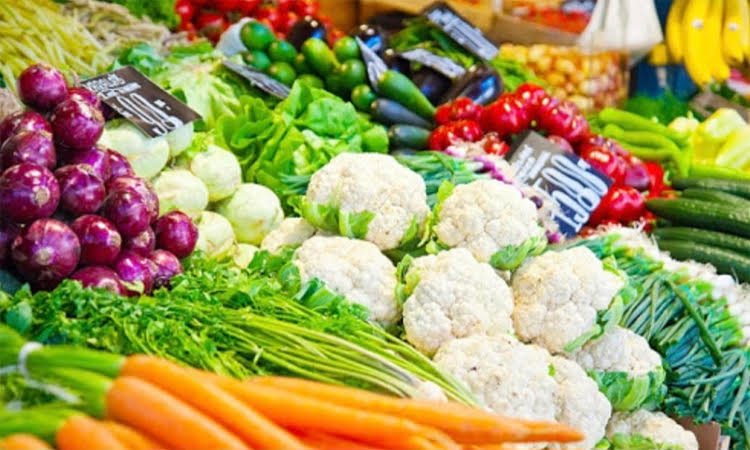 রাজশাহীতে কমেছে শীতকালীন সবজির দাম, ক্রেতাদের স্বস্তি