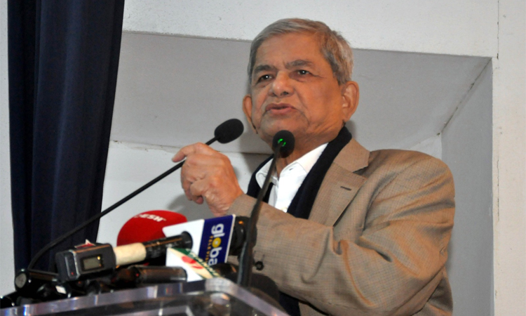 গণতন্ত্রকামী সবার এক হওয়ার সময় এসেছে : মির্জা ফখরুল