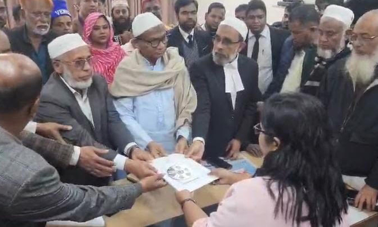 শরীয়তপুরে বিএনপির তিন প্রার্থীর মনোনয়নপত্র সংগ্রহ 