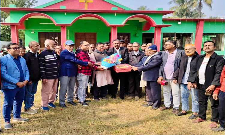 দেশে সংখ্যালঘু বলে কিছু নেই,আমরা সবাই বাংলাদেশি : শফিকুল আলম মনা