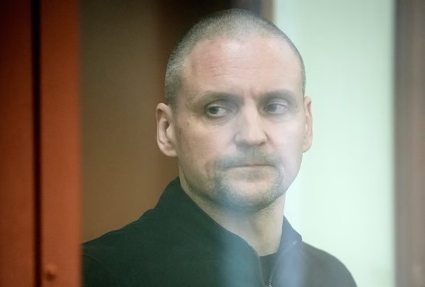 বামপন্থী কর্মীকে ৬ বছরের কারাদণ্ড দিল রাশিয়ার আদালত