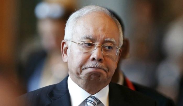 দুর্নীতি মামলায় দোষী সাব্যস্ত মালয়েশিয়ার সাবেক প্রধানমন্ত্রী নাজিব রাজাক 