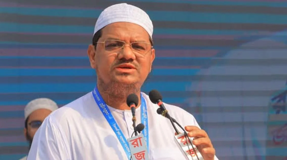 দেশ ও জাতির স্বার্থে সব ধরনের পরিস্থিতি মোকাবিলায় প্রস্তুত থাকাতে হবে : চরমোনাই পীর