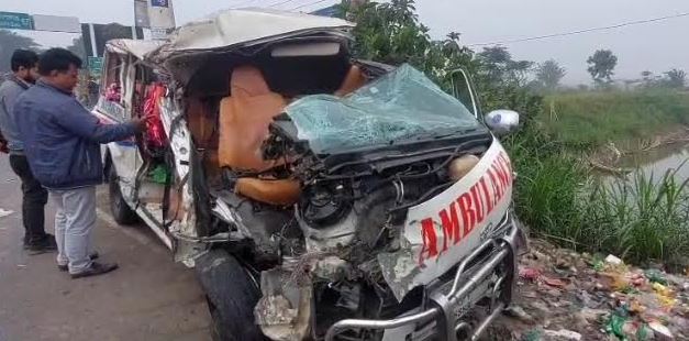 ভাঙ্গায় ট্রাক ও অ্যাম্বুলেন্সের মুখোমুখি সংঘর্ষে ভাই-বোন সহ ৩ জন নিহত
