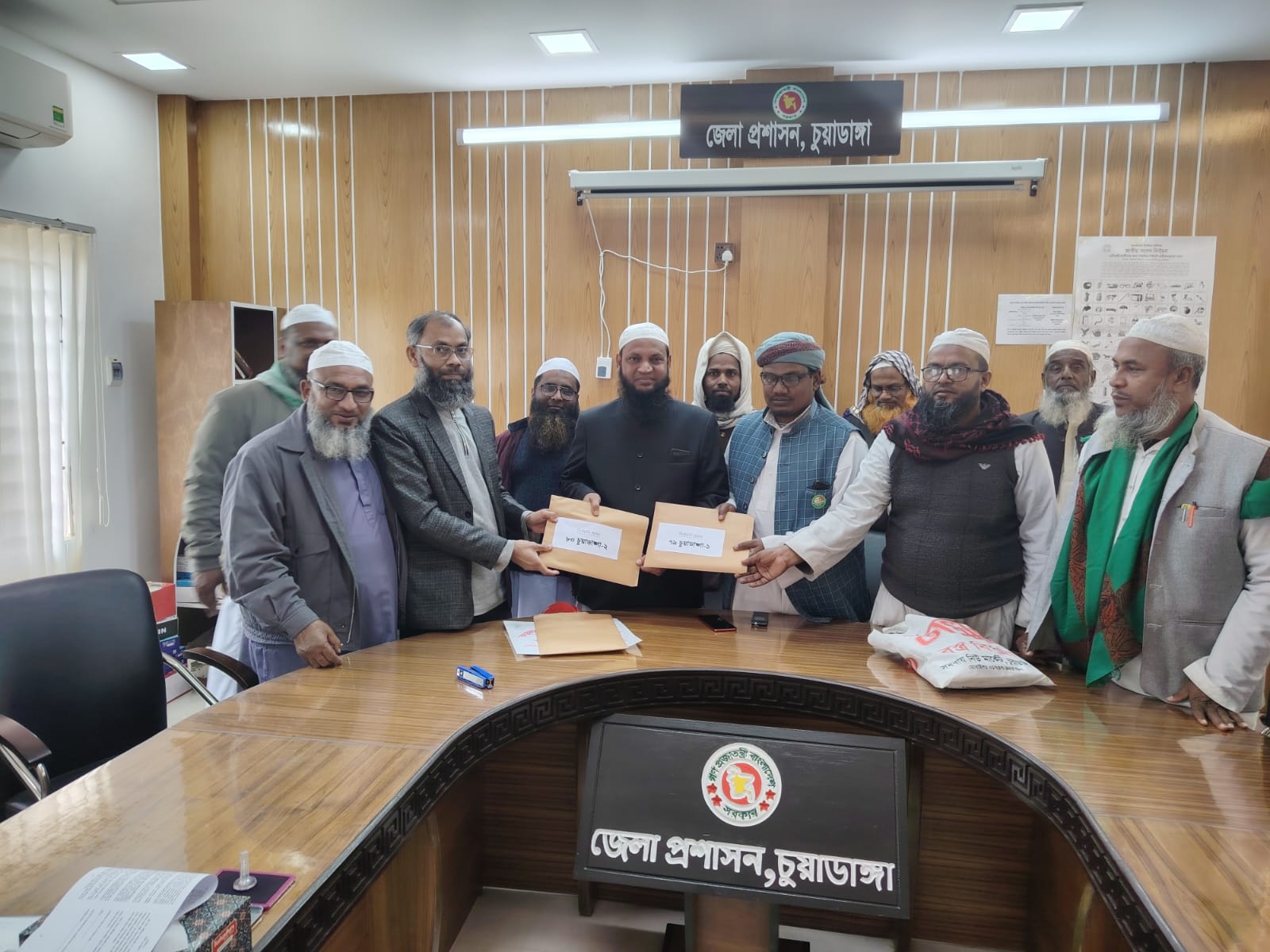 চুয়াডাঙ্গার ১ও ২সংসদীয়  আসনে আরো ৩ প্রার্থীর মনোনয়নপত্র সংগ্রহ