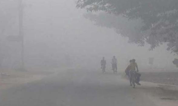 রাজশাহীতে কনকনে শীতে জবুথবু জনজীবন, ছিন্নমূল মানুষের দুর্ভোগ