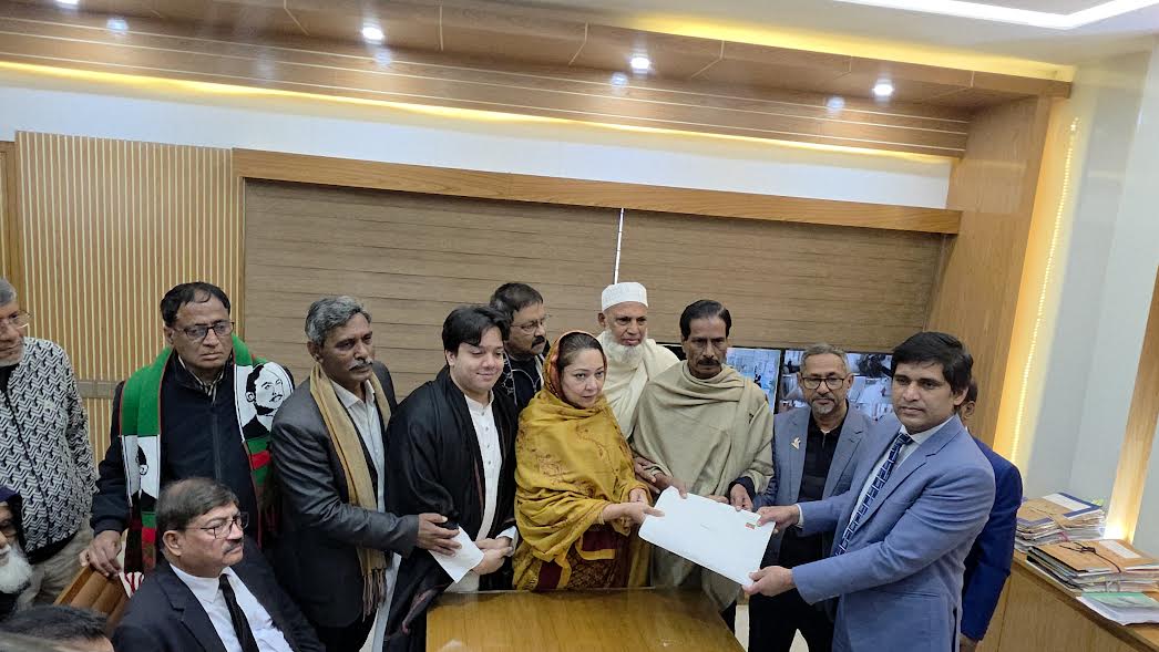 ফরিদপুরে দুই প্রার্থীর মনোনয়নপত্র জমা