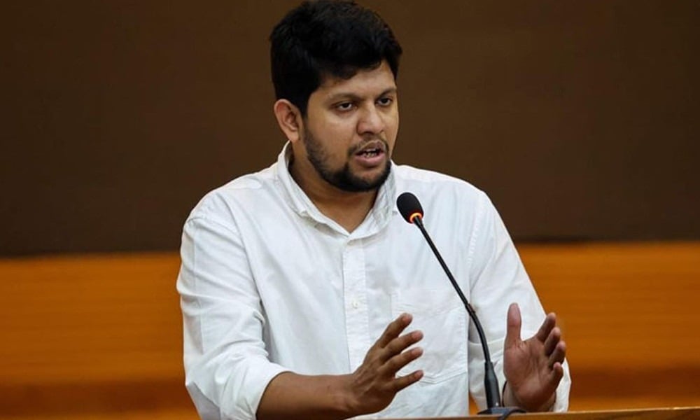 জামায়াত-এনসিপি জোটের প্রার্থীর চেয়ে দীর্ঘমেয়াদি অবস্থান ধরে রাখতে চান মাহফুজ