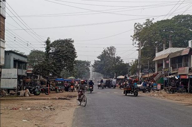 চুয়াডাঙ্গায় ঘন কুয়াশা,আগামীকাল থেকে তাপমাত্রা আরো কমতে পারে