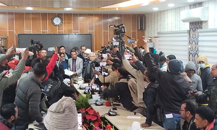 বগুড়া-৬ আসনে তারেক রহমানের মনোনয়নপত্র দাখিল