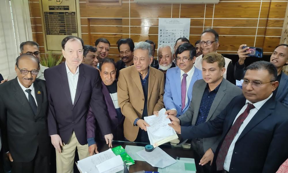 বাংলাদেশের মানুষের প্রত্যাশা হলো গণতন্ত্র ফিরে পাওয়া: আমীর খসরু