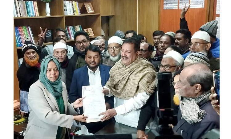 রাজশাহী-২ আসনে বিএনপি প্রার্থী মিনুর মনোনয়নপত্র জমা