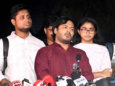 ঢাকা-১৮ আসনে মনোনয়নপত্র দাখিল এনসিপির আরিফুল ইসলামের