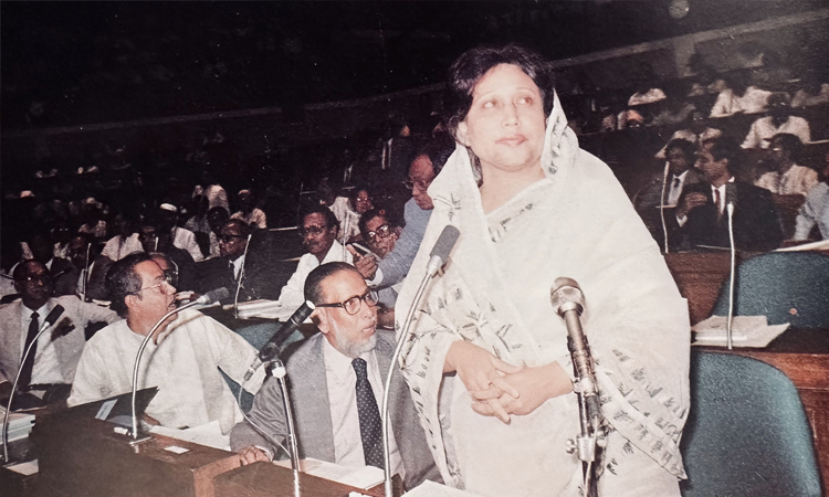 খালেদা জিয়া : বাংলাদেশের গণতান্ত্রিক সংগ্রামের মূর্ত প্রতীক 