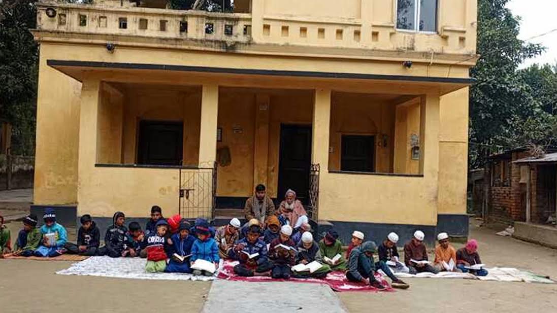 বেগম খালেদা জিয়ার মৃত্যুতে বগুড়াজুড়ে শোকের ছায়া