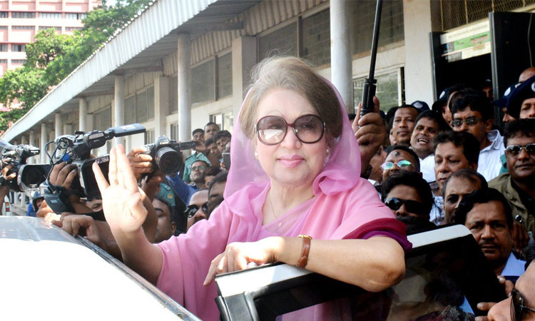 সাবেক প্রধানমন্ত্রী ও বিএনপি’র চেয়ারপার্সন বেগম খালেদা জিয়ার মৃত্যুতে অর্থ উপদেষ্টার শোক 