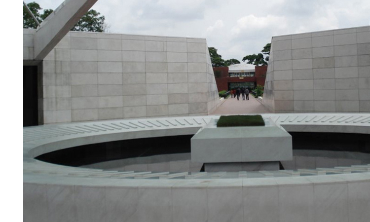 খালেদা জিয়ার লাশ দাফন স্বামী শহীদ প্রেসিডেন্ট জিয়াউর রহমানের কবরের পাশে