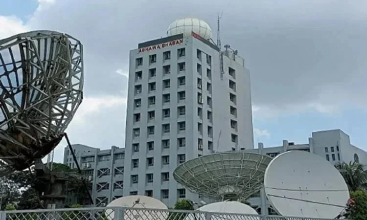 সারাদেশে কুয়াশাচ্ছন্ন আবহাওয়ার কারণে শীতের অনুভূতি বিরাজমান থাকতে পারে