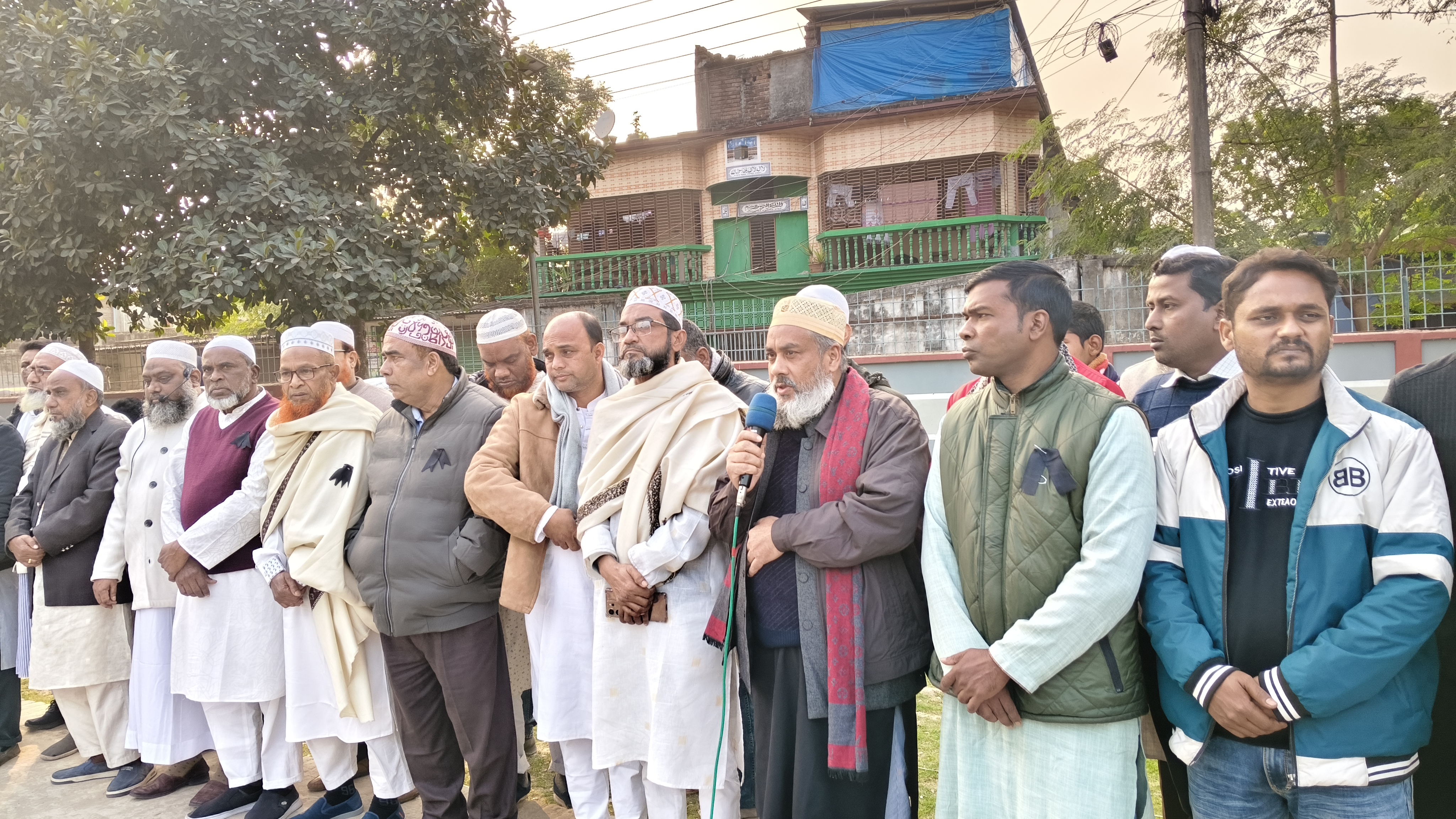 চাঁপাইনবাবগঞ্জে খালেদা জিয়ার গায়েবানা জানাজা 