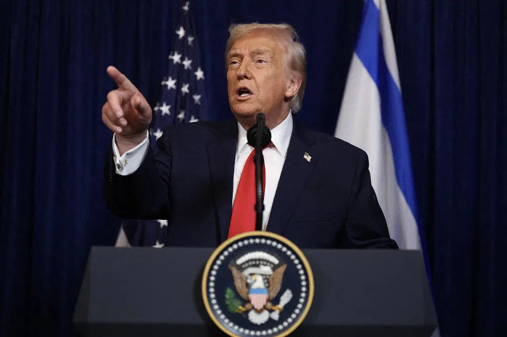 দ্বিতীয় মেয়াদে প্রথমবার ভেটো ক্ষমতা প্রয়োগ করলেন ট্রাম্প