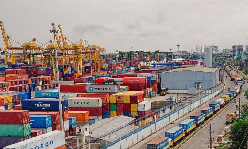 সব সূচকে অগ্রগতি, চট্টগ্রাম বন্দরে এক বছরে সর্বোচ্চ কনটেইনার হ্যান্ডলিং