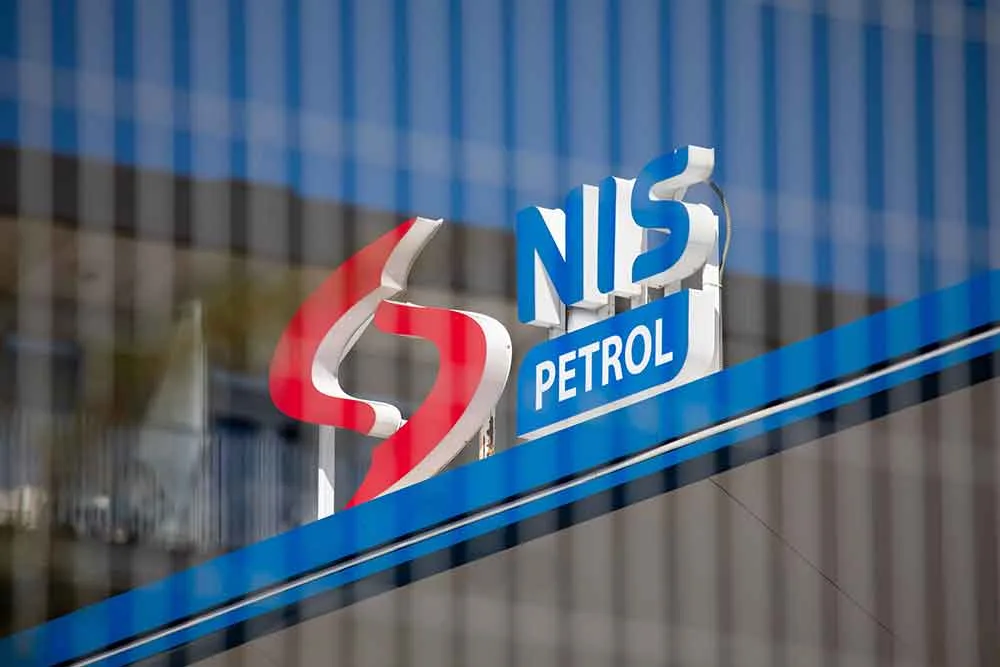 রাশিয়া নিয়ন্ত্রিত তেল কোম্পানি দ্রুত বিক্রির আশা সার্বিয়ার প্রেসিডেন্টের