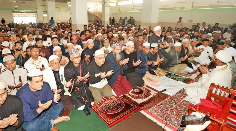 বগুড়ায় খালেদা জিয়ার আত্মার মাগফেরাত কামনায় দোয়া মাহফিল