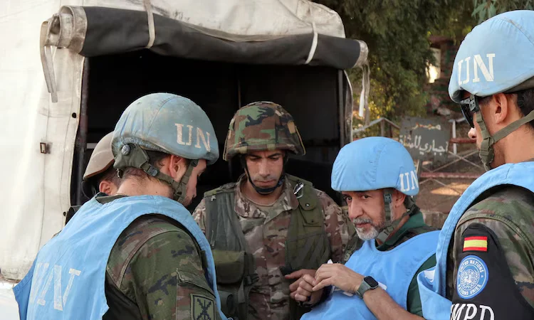 দক্ষিণ লেবাননে জাতিসংঘ শান্তিরক্ষীদের কাছে ইসরায়েলি সেনাদের গুলিবর্ষণের অভিযোগ