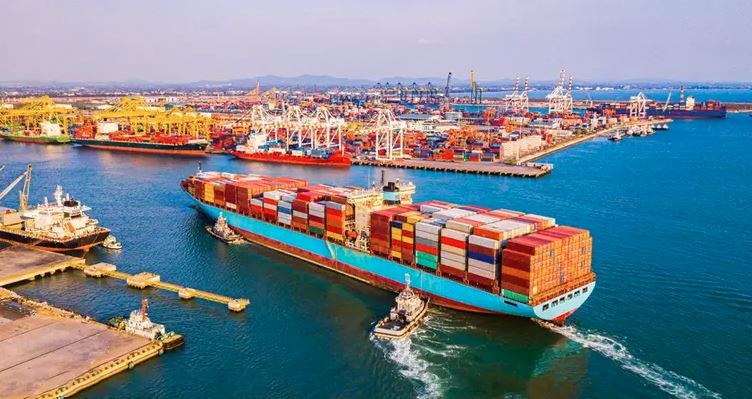 রপ্তানি আয়ে ঊর্ধ্বমুখী ধারা বজায় রয়েছে