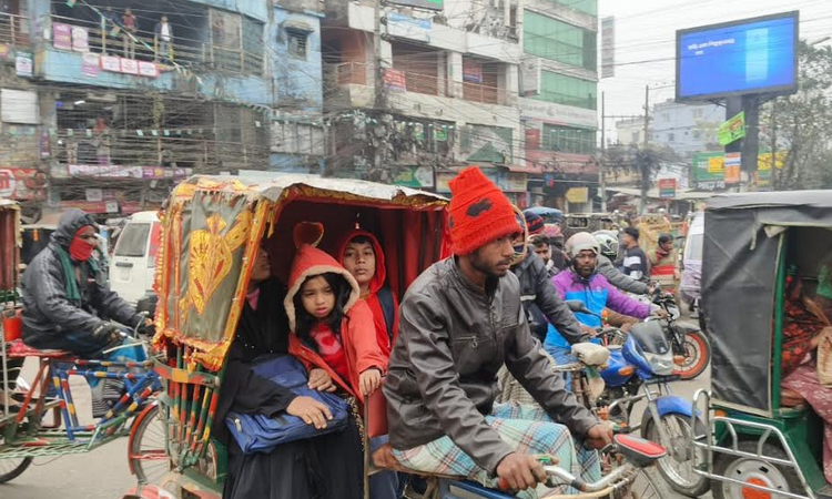 বগুড়ায় মৃদু শৈত্যপ্রবাহ চলছে