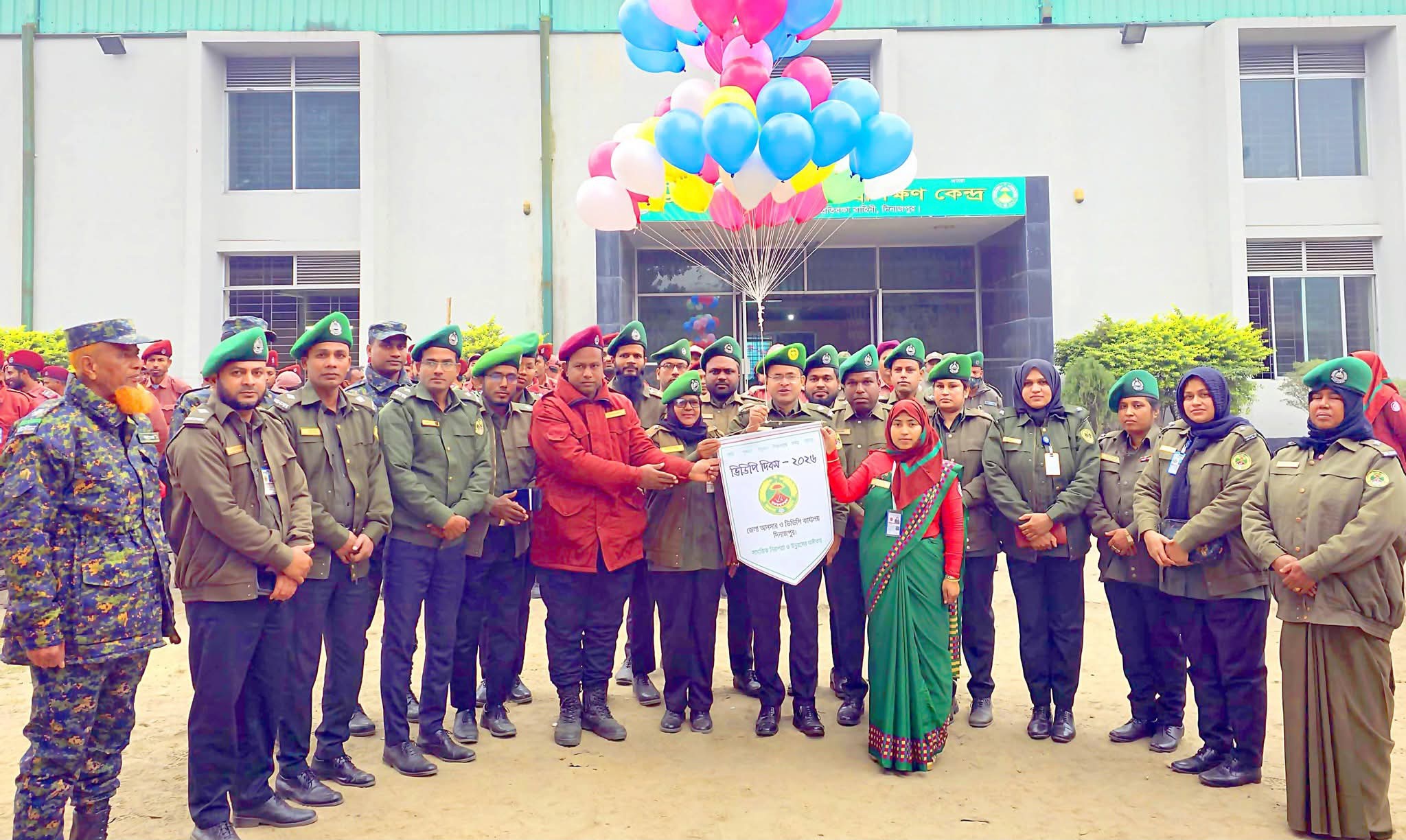 দিনাজপুরে বর্ণাঢ্য আয়োজনে আনসার-ভিডিপি দিবস পালিত