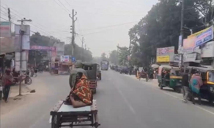 শীতে কাঁপছে দক্ষিণ-পশ্চিমাঞ্চলের সীমান্ত জেলা সাতক্ষীরা