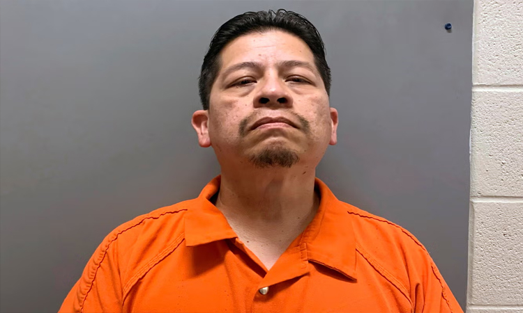 যুক্তরাষ্ট্রের উভালদে স্কুলে গুলিবর্ষণের ঘটনায় পুলিশ কর্মকর্তার বিচার শুরু